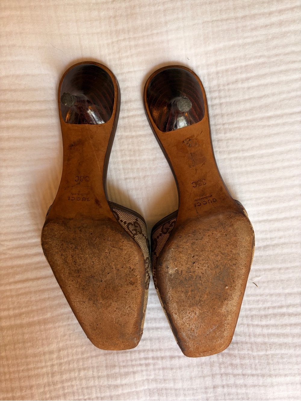 Vintage Gucci Canvas Mules Braided Detail Kitten Heel Size 38 / 8 - Picture 4 of 4